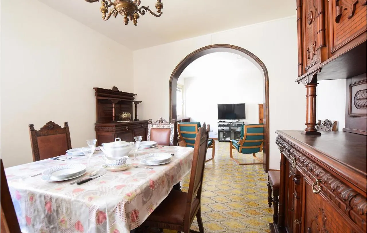 Stunning Home In Piombino With Wifi إيطاليا